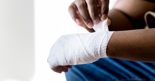 Difference between a personal injury claim and a workers compensation claim