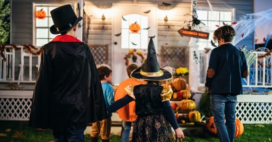 Pedestrian safety tips for Halloween night